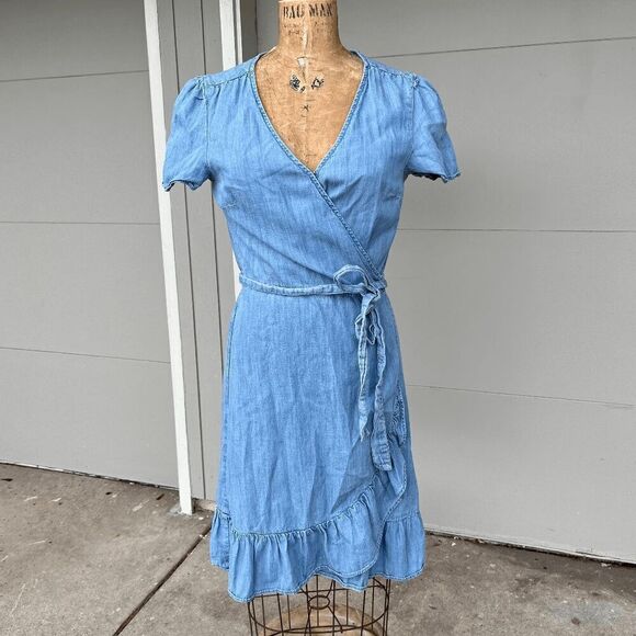 Gap Light Denim Chambray Ruffle Edge Light Wash Denim Wrap Dress - M - Picture 2 of 10
